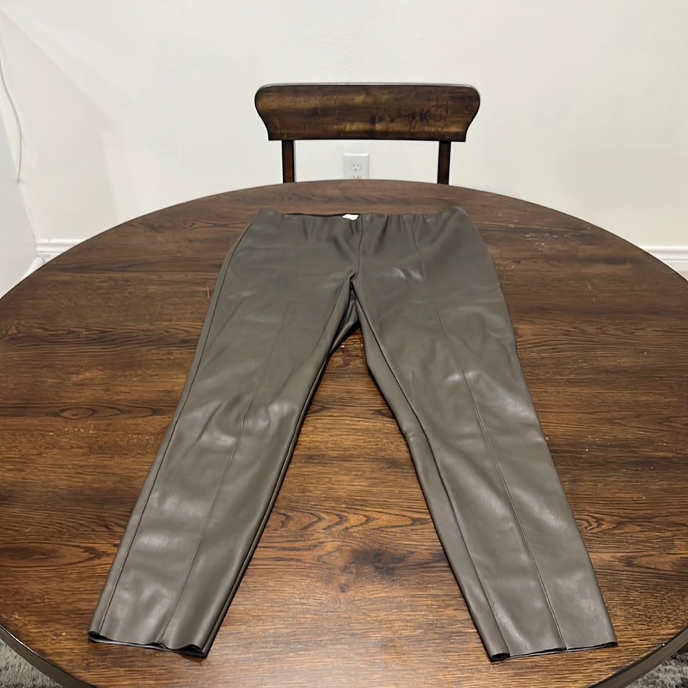 H&M Leatherette Ankle Legging